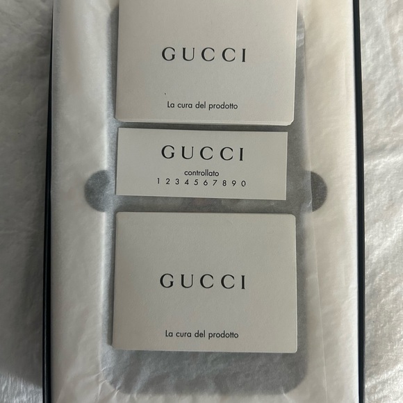Gucci IPhone Case Monogram Bee Blind For Love New With Box - Picture 8 of 8